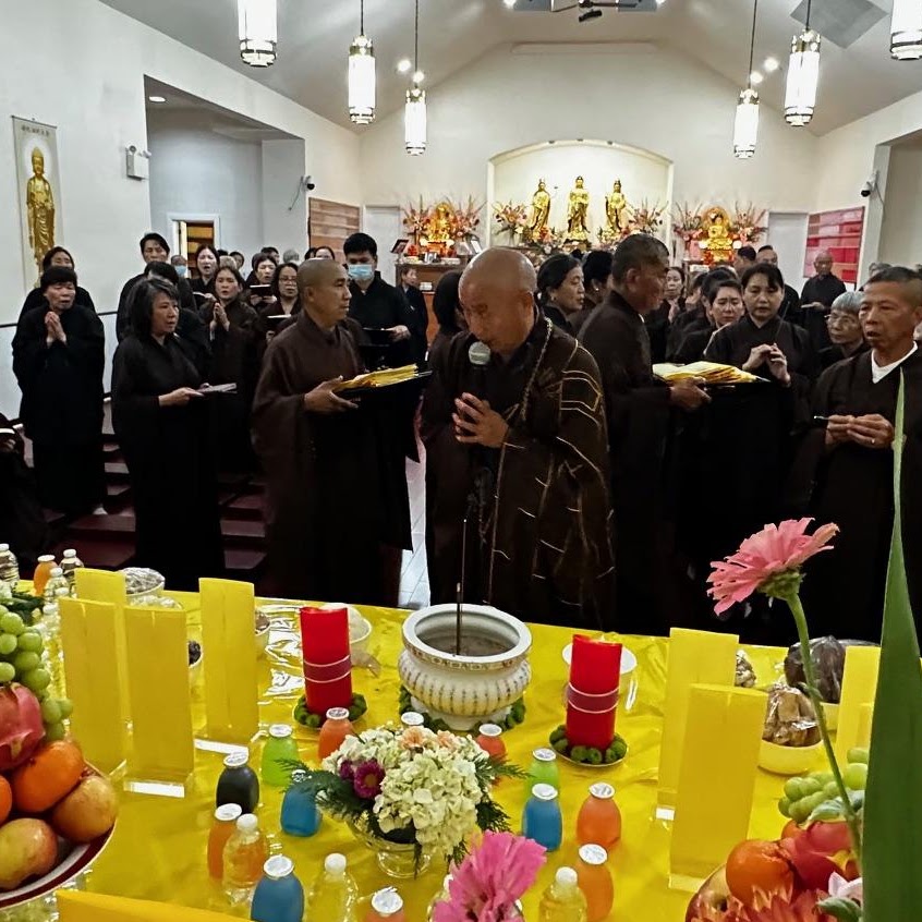 佛七＋三時繫念法會照片